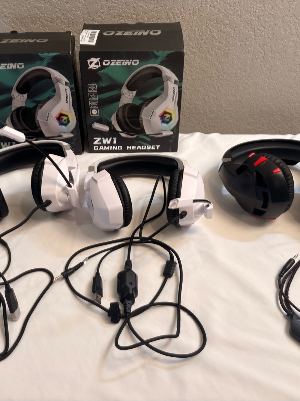 Ozeino White ZW1 Gaming Headset with Microphone